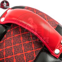 Cibles de boxe thaï en PVC avec logo personnalisé, rouge et noir, réglables, en matière douce au toucher, pour l'entraînement aux arts martiaux
