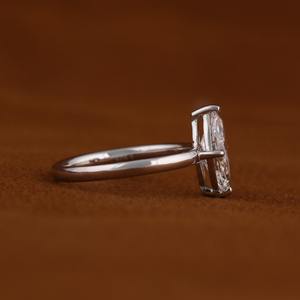 Bague solitaire en or blanc massif 14 carats avec diamant de laboratoire marquise E VVS1 de 1 à 2 carats, certifiée IGI, bijoux fins - Product Image 5