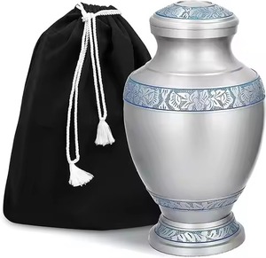Grande urne funéraire en aluminium blanc avec motif d'aigle chauve et drapeau américain, urne personnalisée pour cendres d'adultes et sac en velours - Product Image 4