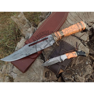 Nuevo Cuchillo de Caza Bowie de Hoja Fija Hecho a Mano de 8 Pulgadas de Acero de Damasco con Mango de Latón y Piedra Naranja, Diseño Ambidiestro para Camping - Product Image 1