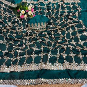 Sari Fandy en satin effet miroir, dentelle royale effet miroir, pallu en organza, bordure fantaisie premium effet miroir, bordure lourde - Product Image 6