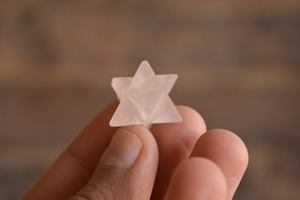 Estrellas de piedra de alta calidad para la fabricación de joyas y decoración del hogar hechas con piedras de primera calidad. - Product Image 3