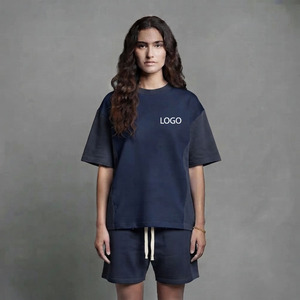 เสื้อยืดโอเวอร์ไซส์แบบเรียบง่ายสไตล์สตรีทแวร์แขนสั้นและกางเกงขาสั้นทรงกว้างคุณภาพสูง ชุดเซ็ตสองชิ้นสำหรับผู้หญิง - Product Image 1