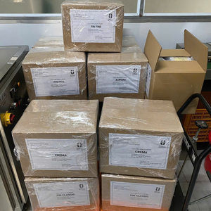 Sac de 1 kg en gros – Mélange traditionnel Robusta Arabica pour expresso, torréfaction foncée-moyenne, arôme intense et riche, équilibré, directement de l'usine - Product Image 5