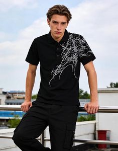 Camiseta Polo con Estampado Gótico Y2K para Hombre, Estilo Casual Vintage, Oversize, Punk, con Botones, Estilo Grunge, Ropa Urbana de Verano - Product Image 3