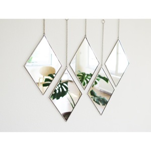 Espejo de Pared Geométrico de Hierro, Borde Pulido Hecho a Mano, 4 mm de Grosor, Estilo Moderno y Chic para el Hogar, Pasillo, Arte Interior y Exterior, KSN KSN-130725-11 - Product Image 1