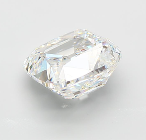 Diamante Cultivado en Laboratorio con Certificación IGI, Corte Cojín de 5.03 CT, Color E, Claridad VVS2, CVD 831679430, ROYAL GEMS Jewelry Makin - Product Image 3
