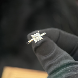 แหวนเพชรทรงปรินเซสคัท 1.50 กะรัต D VVS2 รับรองโดย IGI ทองคำขาว 14K เครื่องประดับสำหรับงานหมั้นและงานแต่งงาน - Product Image 5