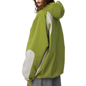 Custom Unisex Olive Green Cropped Hooded Windbreaker <b>jacket</b> for men Fashion Women <b>Lightweight</b> Waterproof Streetwear Outerwear - Product Image 2
