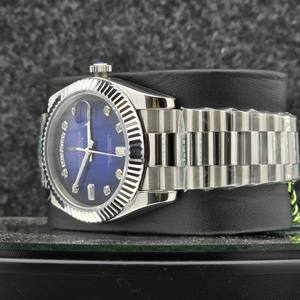 นาฬิกาข้อมือผู้ชายสุดหรูขนาด 40 มม. สแตนเลสสตีล ระบบออโตเมติก หน้าปัดสีน้ำเงิน แสดงวันที่ พร้อมเพชรบอกชั่วโมง ดีไซน์หรูหรา - Product Image 2