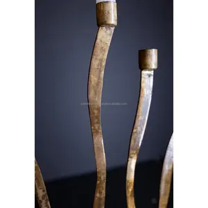 Candelabros Metálicos de Lujo Hechos a Mano al por Mayor para Centros de Mesa de Boda, Mesas de Comedor y Decoración Moderna para el Hogar, Proveedor Zahid Exports - Product Image 3