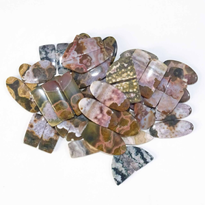 Pierre précieuse Cabochon en Jaspe Océanique de Qualité Standard, Polie Naturellement, Formes Mixtes, Disponible à la Vente - Product Image 1