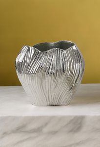 Vase à fleurs en métal fait main, centre de table décoratif pour salle à manger, salon, style de décoration artistique élégant pour la maison - Product Image 3