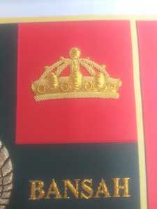 Écusson en feutre non tissé brodé à la main King Bansah avec motif étoile, couronne et aigle, rouge, à coudre - Product Image 3