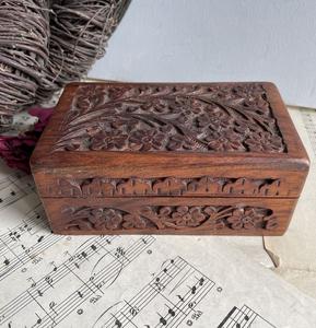 Caja de Almacenamiento Decorativa de Madera con Diseño de Corte Láser para Tiendas de Regalos y Mercados de Souvenirs - Product Image 6