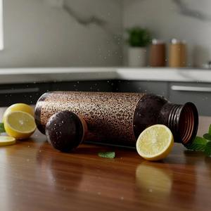 Bouteilles en cuivre de luxe noires et or avec détails dorés, parfaites pour les occasions spéciales et les cadeaux festifs, vente en gros depuis l'Inde - Product Image 2