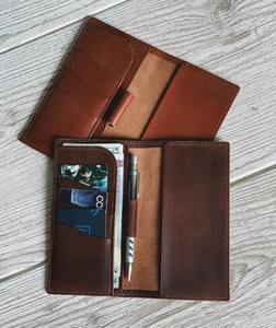 Porte-chéquier en cuir pleine fleur véritable avec logo personnalisé, blocage RFID, portefeuille long avec fermeture à clip pour les voyages - Product Image 4