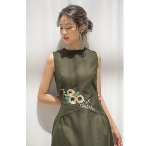 Robe décontractée mini trapèze 100 % polyester pour femme, broderie florale printemps, fermetures éclair, logo personnalisé, fabricant OEM/ODM, tissage naturel - Product Image 4