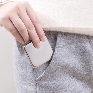 Espejo de Maquillaje Plegable de Bolsillo, Doble Cara, de Acero Inoxidable, Portátil para Mujer, Acabado Plateado, Mini, Personalizado - Product Image 4