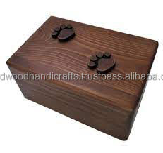 Hot Selling Wooden <b>Urn</b> Box For <b>Pet</b> <b>Ashes</b> Wood Cremation <b>Urns</b> For Cat and Dog <b>Ashes</b> Rosewood <b>Urns</b> At low price - Product Image 2