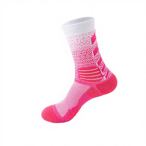 Wholesale Breathable Custom Logo Cushioned <b>Running</b> Basketball <b>Socks</b> Athletic Sports Crew <b>Socks</b> for Men Women - Product Image 1