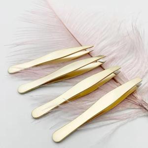 Juego de Pinzas para Cejas de Acero Inoxidable con Punta Inclinada y Color Personalizado - Product Image 4