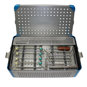 Kit d'Instruments Orthopédiques Vétérinaires de Haute Qualité Certifiés CE, Prix Usine, Implants, Taille Moyenne 2.7/3.5/4.0mm, Boîte en Acier Inoxydable - Product Image 3