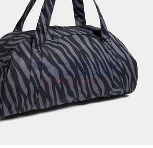 Bolsa Deportiva de Nailon Ligera y Elegante para Hombre, con Logotipo Personalizado, Gran Capacidad, Ecológica, con Cierre de Cremallera y Estampado por Sublimación, Último Modelo - Product Image 5
