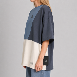 Camiseta de Mujer de Alta Calidad, 100% Algodón, 220 g/m², Ecológica, Ligera, Corte Regular, con Logotipo Personalizado Impreso en DTF, Apliques, para Verano - Product Image 2