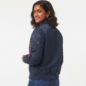 Chaqueta Bomber Personalizada al por Mayor para Mujer, Chaqueta Bomber Ligera de Moda MA1, Chaqueta Bomber con Bolsillos en las Mangas - Product Image 4