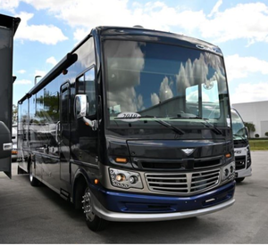 Ofertas de Autocaravanas Usadas a Precios Accesibles, Modelos 2020, 2022 y 2024, Fleetwood Southwind Clase A - Product Image 1