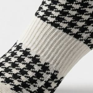 Calcetines Deportivos Personalizados de Algodón para Mujer, con Diseño de Letras Jacquard, Transpirables, Suaves, Modernos, para Gimnasio, Deportes, Color Personalizado - Product Image 5