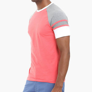 T-shirt personnalisé pour homme, coupe décontractée, col rond, style streetwear, avec empiècements sur les manches, motif uni - Product Image 3