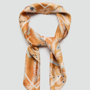 Bufandas cuadradas impresas personalizadas Premium tela de seda ligera accesorios de moda elegantes perfectos para venta al por mayor - Product Image 1