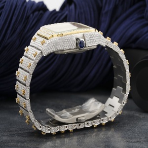 Reloj con Esfera Romana de Moissanita Iced Out, Joyería Hip Hop en Oro y Plata, Reloj de Lujo con Incrustaciones Brillantes, Estilo Audaz - Product Image 5