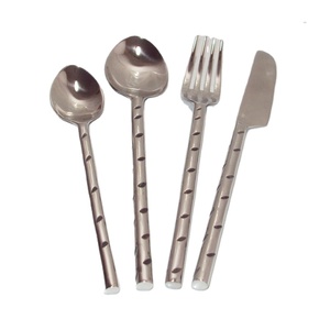 Ensemble de couverts en acier inoxydable forgé de qualité supérieure, finition brillante nickelée, vente flash, ensemble de couverts de table de qualité supérieure, 4 pièces - Product Image 1