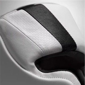 Protège-tête de boxe professionnel avec double fermeture à anneau, sangle réglable, matériau PVC respirant pour l'entraînement aux arts martiaux - Product Image 5