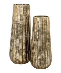 Vase à fleurs moderne en métal pour décoration intérieure, vase en métal élégant pour mariage, vase à fleurs de créateur orné, grand grossiste - Product Image 2