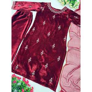 Ensemble de costume de soirée rouge pour femmes ST Designer avec haut fantaisie et dupatta pour les occasions spéciales, taille M - Product Image 4