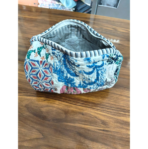 Vintage Patchwork Cotton Cosmetic Bag Small Zipper Closure Portable Multicolor Floral Patterned Pouch gift - Product Image 1