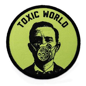 Parche Bordado Termoadhesivo de Lona Ecológica con Diseño de Hombre con Máscara de Gas del Mundo Tóxico, Regalo Personalizado - Product Image 1