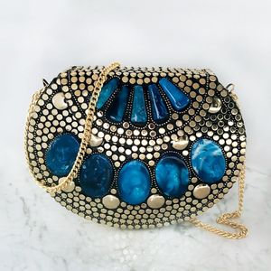 กระเป๋าคลัทช์งานเลี้ยงสำหรับผู้หญิง ดีไซน์หรูหรา สีเงินโบราณ ประดับคริสตัล แฟชั่น - Product Image 5