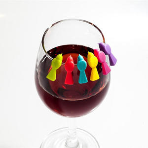 Lot de six clips d'identification pour verres à vin motif mignon colibri, accessoires de fête colorés arc-en-ciel - Product Image 4