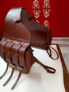 Sac de selle en cuir pour chevaux Sacs de selle en cuir véritable de qualité supérieure usinés à la main - Product Image 3