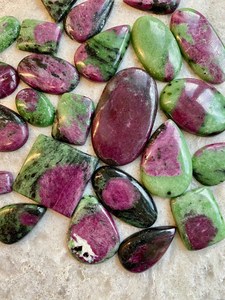 Lote al por mayor de gemas sueltas de Rubí Zoisita, cabujones, proveedor de piedras a granel para la fabricación de joyas - Product Image 5