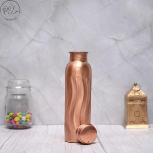 Premium Copper <b>Water</b> <b>Bottle</b> 3 Bend Collection Design Dishwasher Safe High Quality <b>Metal</b> <b>Water</b> <b>Bottle</b> Screw On Lid - Product Image 6