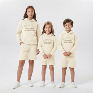 ชุดเซ็ตเสื้อฮู้ดสีพื้นแบบกำหนดเอง กางเกงขาสั้นลำลอง ชุดวอร์มแบบ unisex แขนยาว ผ้าฝ้ายเนื้อหนาปานกลาง เหมาะสำหรับใส่ในฤดูใบไม้ผลิ - Product Image 4