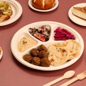 Plateau repas jetable 3 compartiments en bagasse de canne à sucre, biodégradable, sans plastique, non toxique, certifié ISO, compostable, sans BPA, compatible micro-ondes - Product Image 2