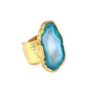 Anillo de piedra preciosa única de geoda drusa azul cielo natural de estilo minimalista, chapado en oro, joyería de latón al por mayor para mujeres y niñas - Product Image 2