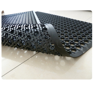 Tapis en caoutchouc antidérapant pour restaurant, 24 x 36 pouces, tapis de porte, tapis de drainage pour les zones humides intérieures et extérieures - Product Image 4